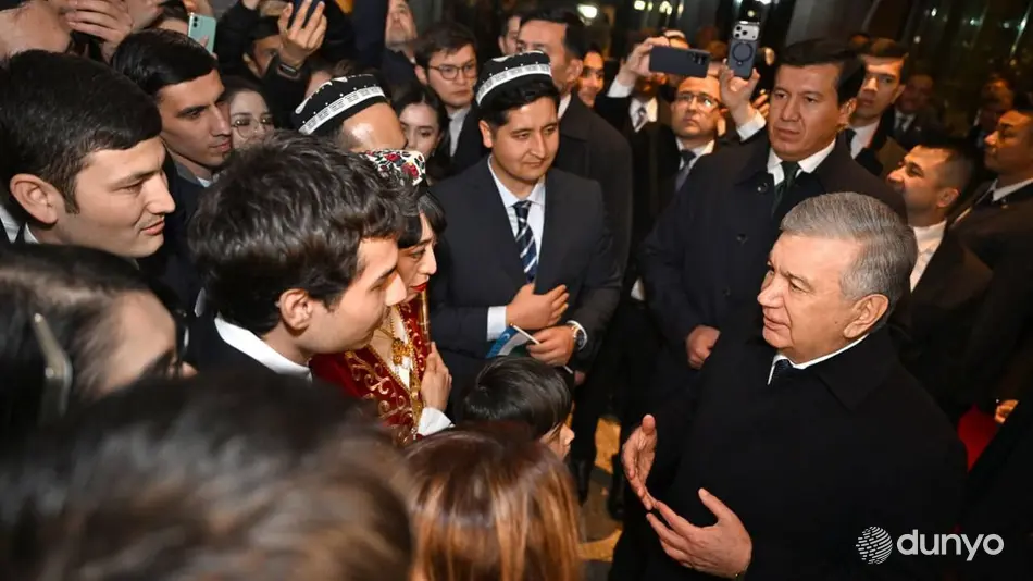 O‘zbekiston Prezidenti Yaponiyadagi vatandoshlar bilan muloqot qildi