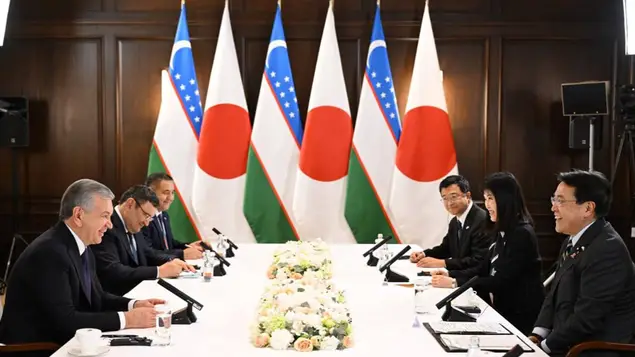 Ўзбекистон Президенти Япония иқтисодиёт, саноат ва савдо вазири билан учрашув ўтказди