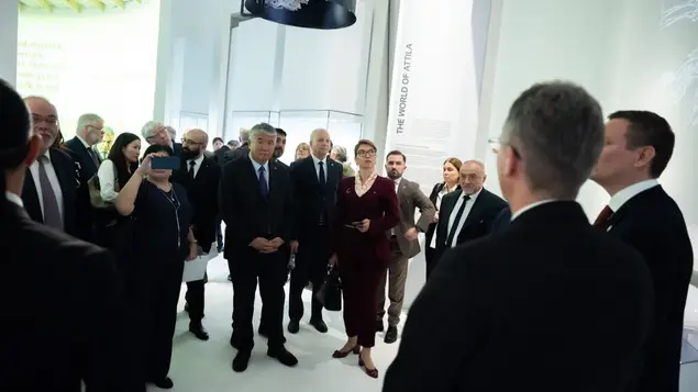 Uzbekistan’s Historical Artifacts Featured for the First Time at Hungarian National Museum