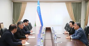 Первый заместитель министра иностранных дел Узбекистана и посол Алжира обсудили планы по проведению двусторонних мероприятий на различных уровнях в текущем году