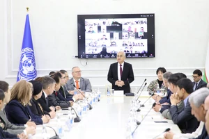 Бир гуруҳ фуқаролар “Инсон ҳуқуқлари ҳимояси учун” кўкрак нишони билан тақдирланди