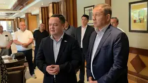 Делегация Узбекистана встретилась в Карачи с соотечественниками