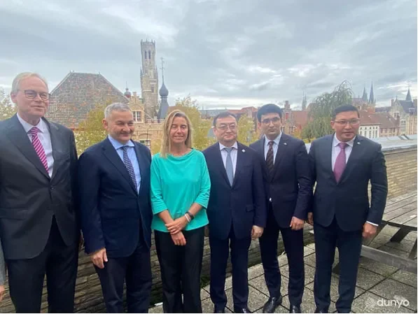 Бельгияда Марказий Осиё давлатлари элчилари Европа Дипломатия академияси раҳбари ва тингловчилари билан учрашдилар