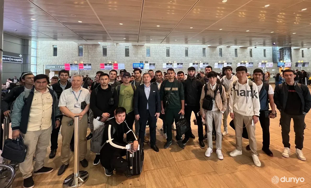 Обучавшиеся в Холонском институте технологий студенты-узбекистанцы вылетели из Израиля на родину