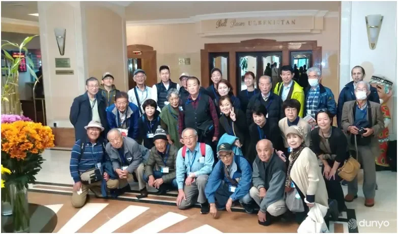 Япониялик 30 нафар кўнгилли Оролбўйини кўкаламзорлаштириш жараёнларида иштирок этиш учун Ўзбекистонга келди