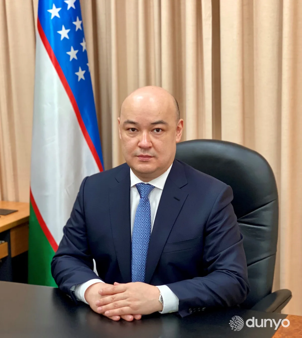 Ўзбекистоннинг янги элчиси Лондонга етиб борди