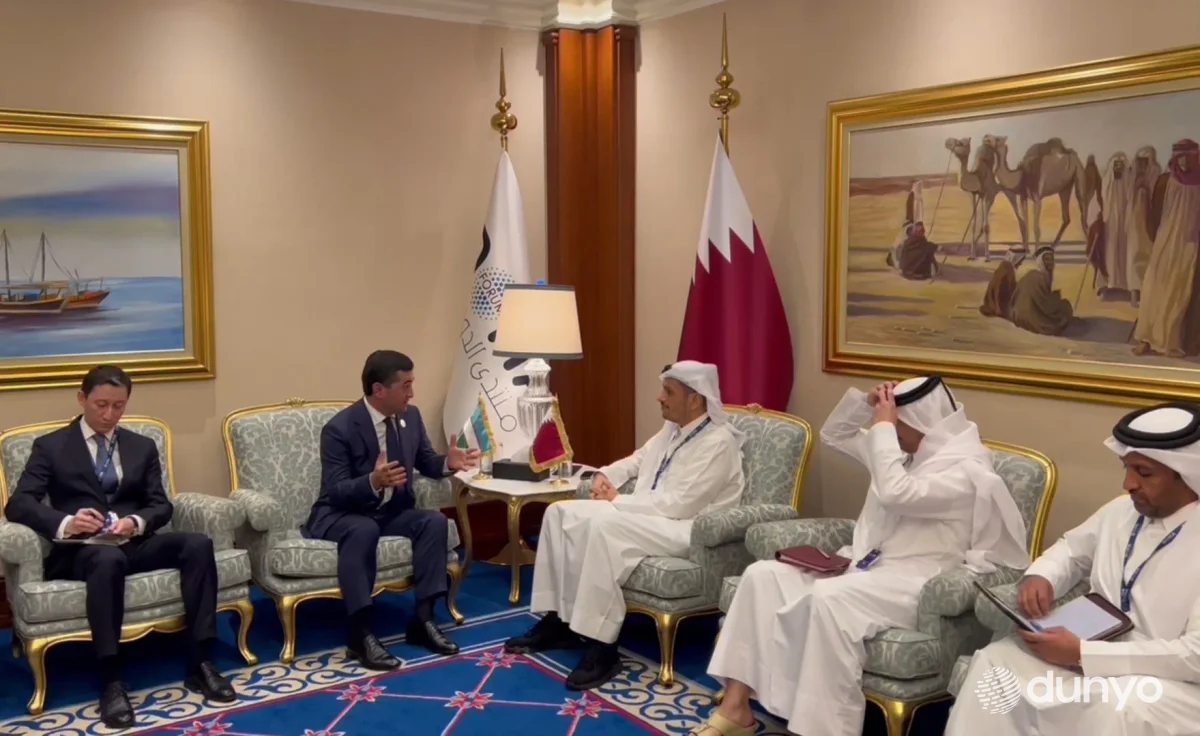 Ўзбекистон ТИВ раҳбари Доҳа шаҳрида Қатар Бош вазири ва ташқи ишлар вазири билан учрашди