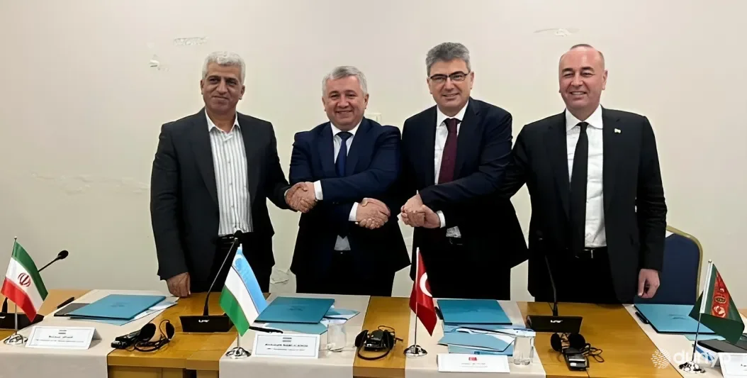 Istanbul shahrida «O'zbekiston – Turkmaniston – Eron – Turkiya» multimodal transport koridorini rivojlantirish bo'yicha bayonnoma imzolandi