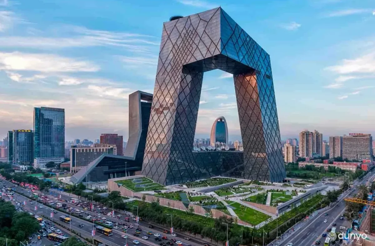 Поздравление соотечественника из КНР: В будущем хотел бы изучить опыт Китая в сфере образования и внести свой вклад в дальнейшее развитие этой сферы в нашей стране