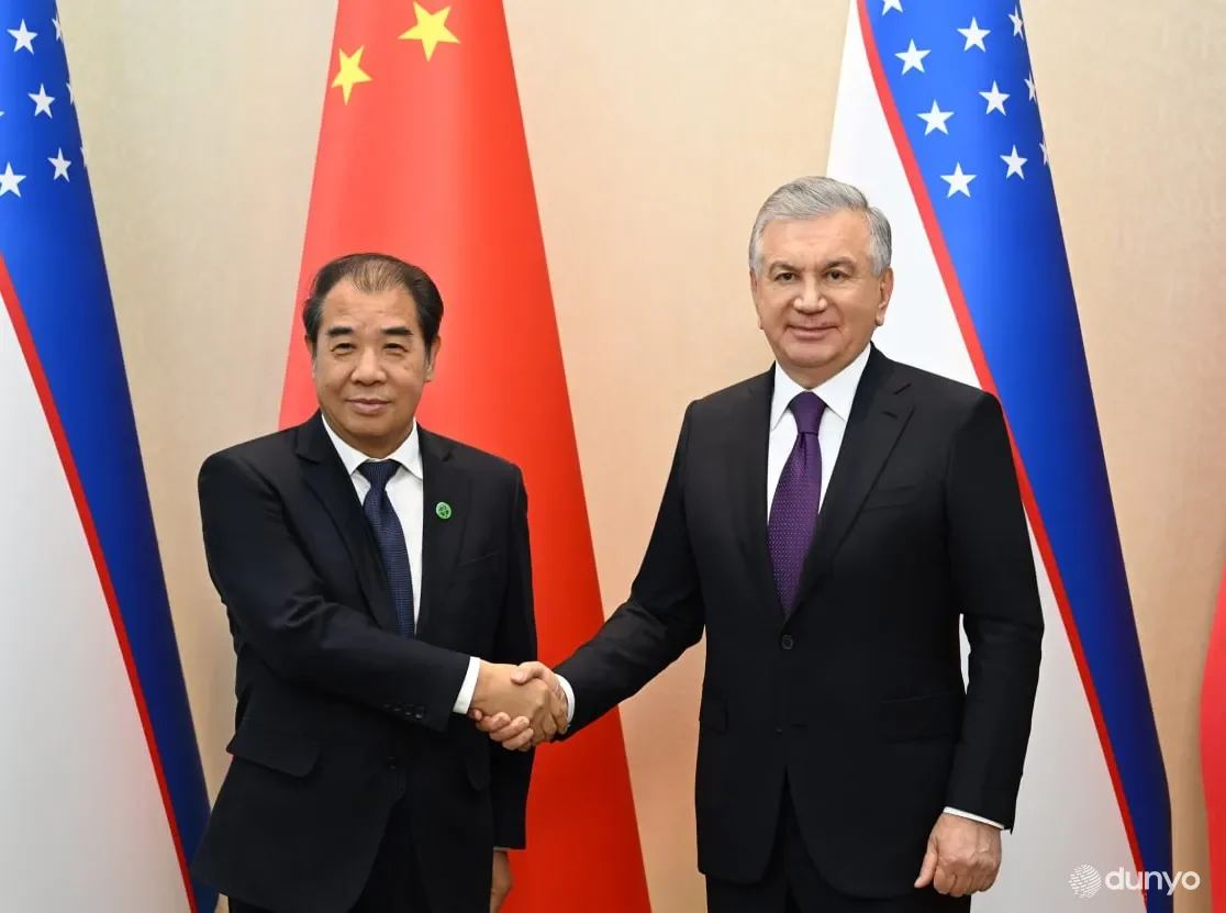 The President of Uzbekistan, at a meeting with the management of a Chinese company, discussed issues of implementing promising cooperation projects