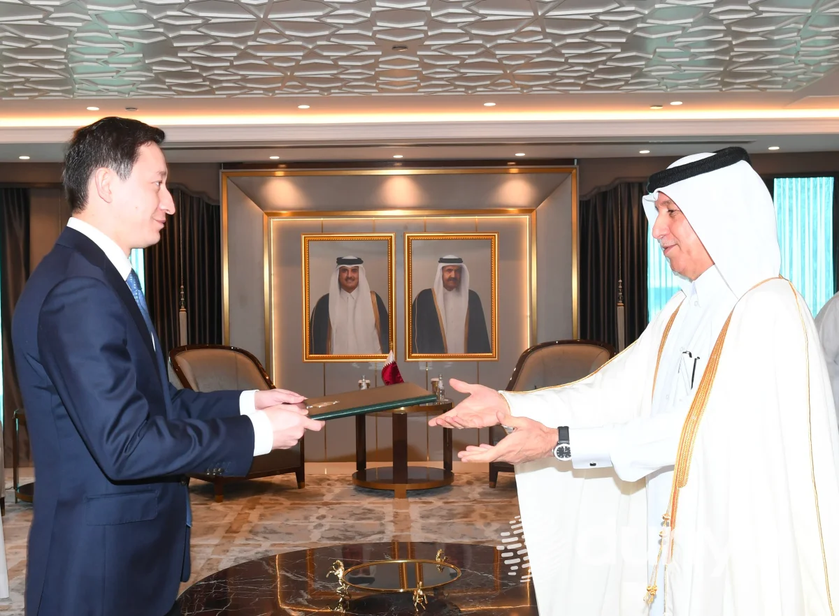 The new Ambassador of Uzbekistan presents a copy of his credentials to Minister of State for Foreign Affairs of Qatar