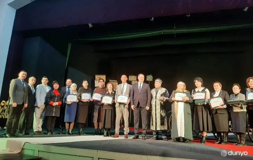 Навоий ва Абай — дўстлик куйчилари