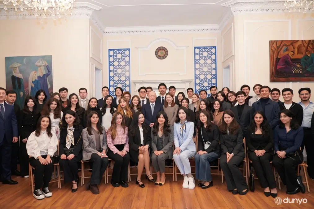 В Лондоне официально открыт Союз студентов Узбекистана и прошла интеллектуальная игра «Заковат»