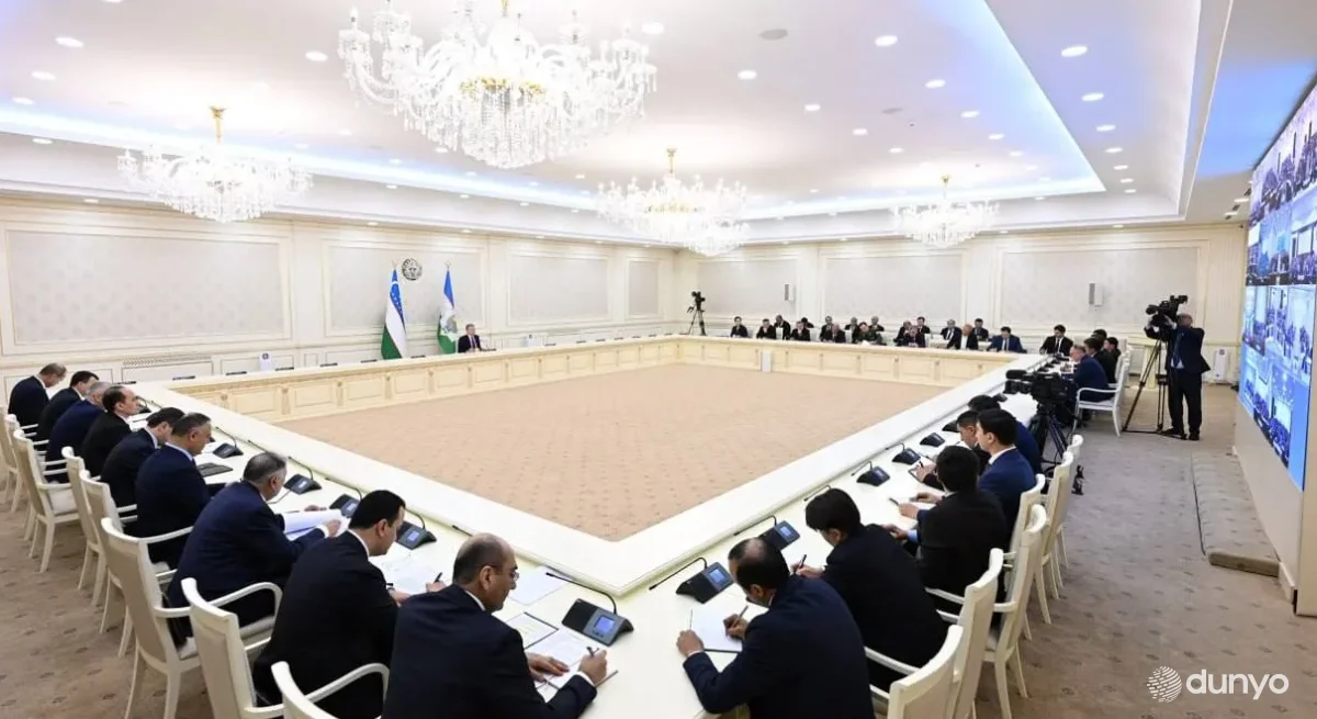 Президент Узбекистана провел видеоселекторное совещание, посвященное увеличению инвестиций и экспорта в сельском хозяйстве и пищевой промышленности