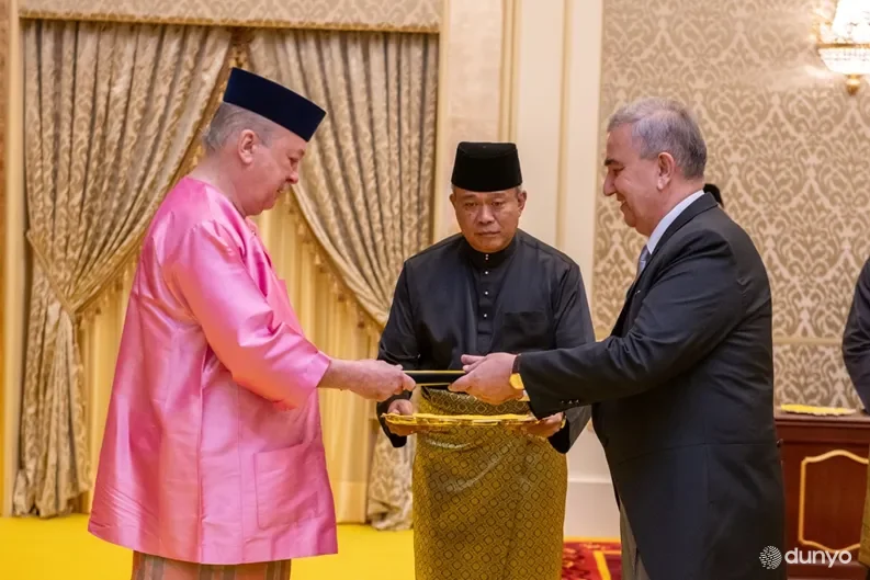 Новый посол Узбекистана вручил верительные грамоты Королю Малайзии