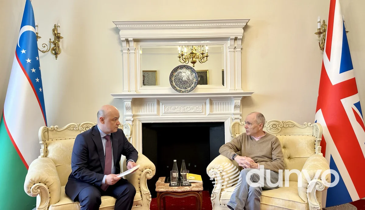 Буюк Британияда ўзбек жадид шеъриятига бағишланган илк китоб инглиз тилида чоп этилди