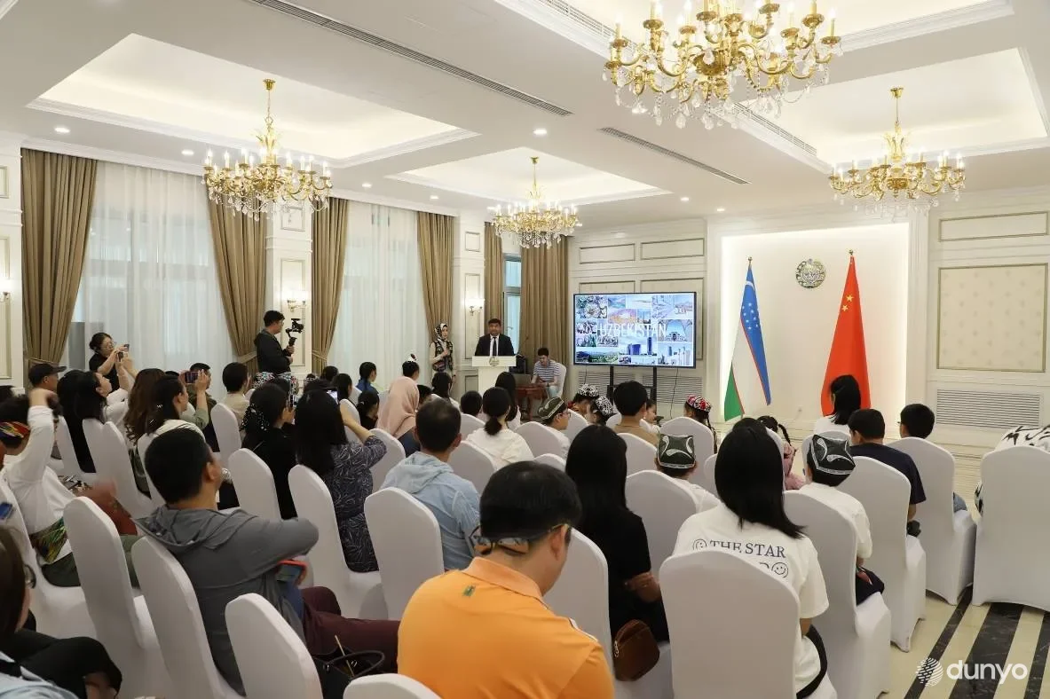 В Пекине прошел вечер культуры «Узбекистан и Китай: диалог детей»