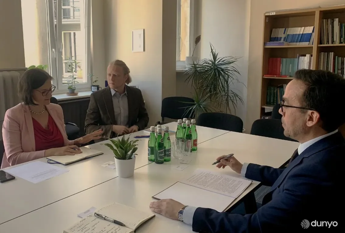 Ўзбекистон дипломатлари ХМТнинг Польшадаги ваколатхонаси директори билан қўшма тадбирларни ўтказиш тўғрисида келишиб олдилар