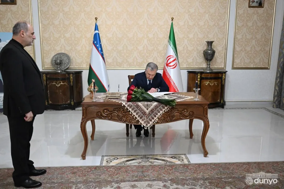 The President of Uzbekistan visited the Embassy of Iran in Tashkent