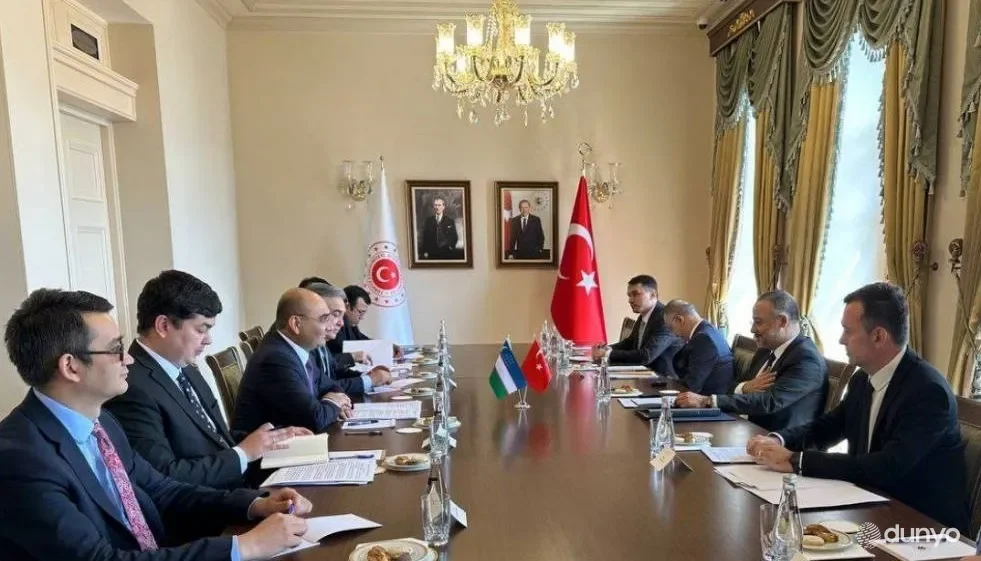 Ўзбекистон ва Туркия ТИВ делегациялари Истанбулда сиёсий маслаҳатлашувларнинг навбатдаги даврасини ўтказди