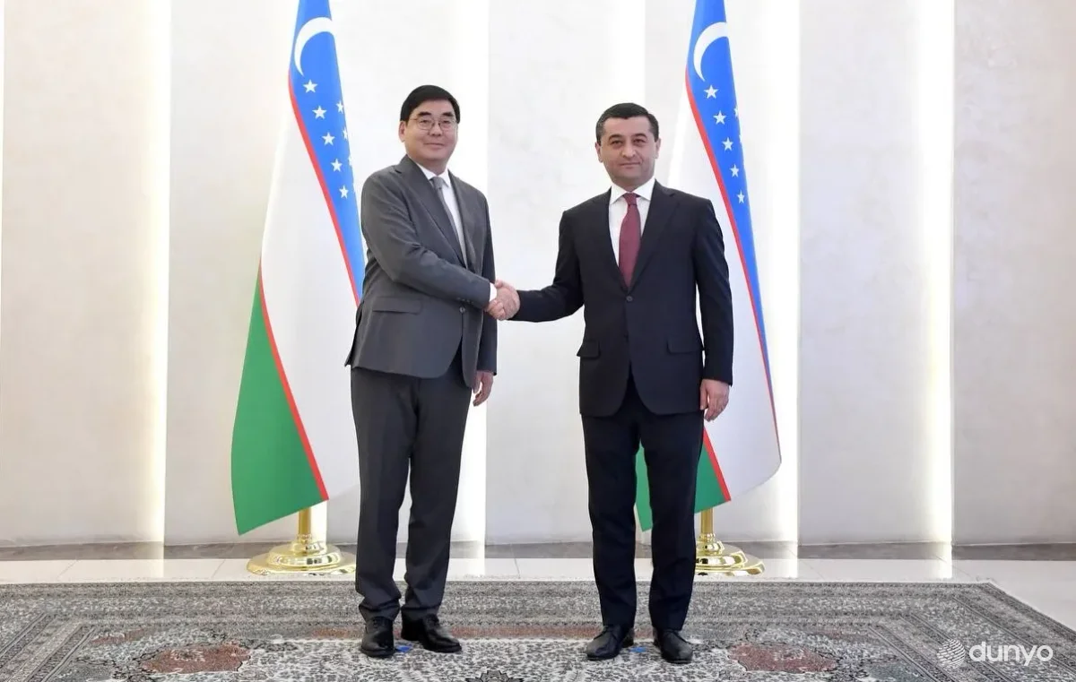Новый посол Монголии вручил министру иностранных дел Узбекистана копии верительных грамот