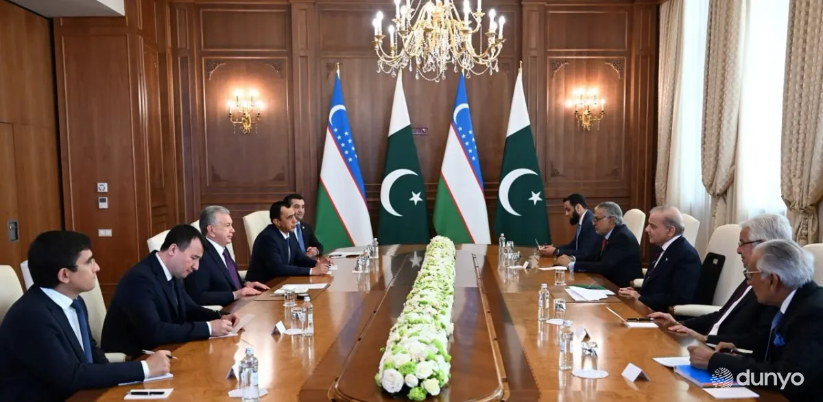 Президент Узбекистана и глава Правительства Пакистана подчеркнули важность совместных усилий в деле практического продвижения проекта строительства Трансафганской железной дороги