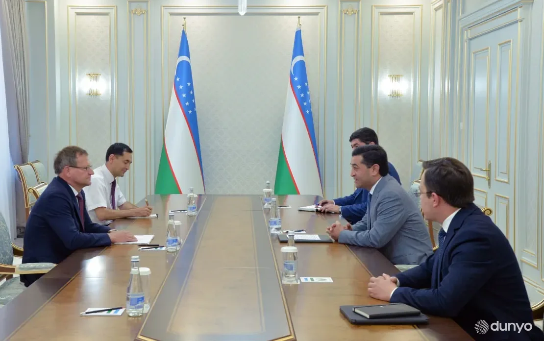 Новый посол Германии вручил министру иностранных дел Узбекистана копии верительных грамот