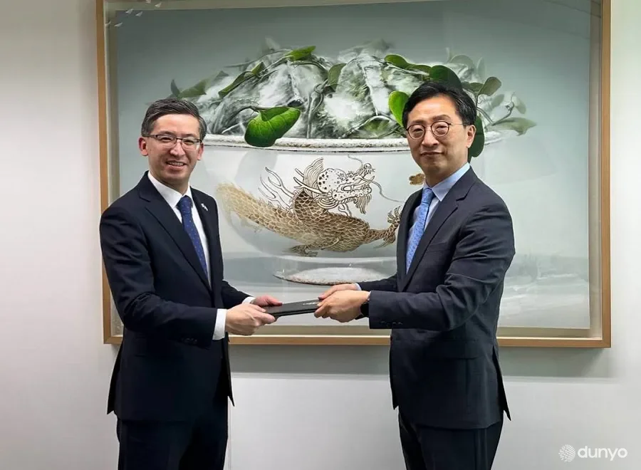 Ўзбекистоннинг янги элчиси Жанубий Корея ТИВга ўзининг ишонч ёрлиқлари нусхаларини топширди