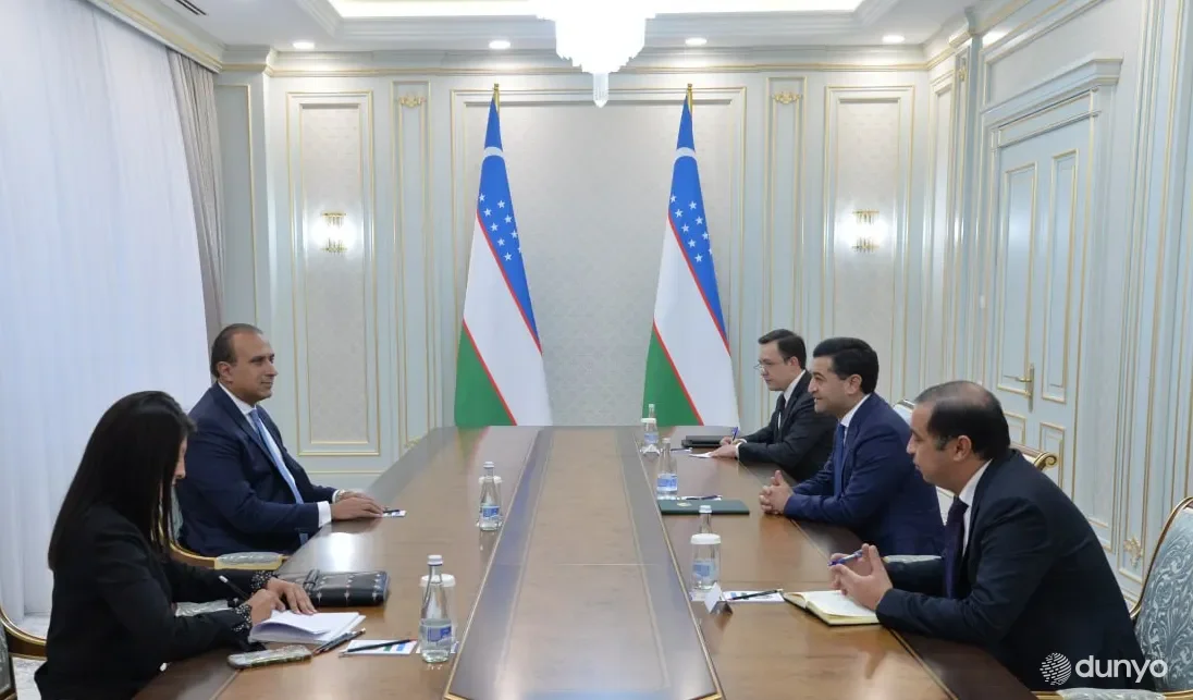 Мисрнинг янги элчиси Ўзбекистон ташқи ишлар вазирига ишонч ёрлиқлари нусхаларини топширди