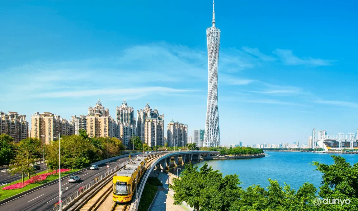 В Гуанчжоу состоялся «круглый стол», посвящённый 32-й годовщине принятия Конституции Узбекистана