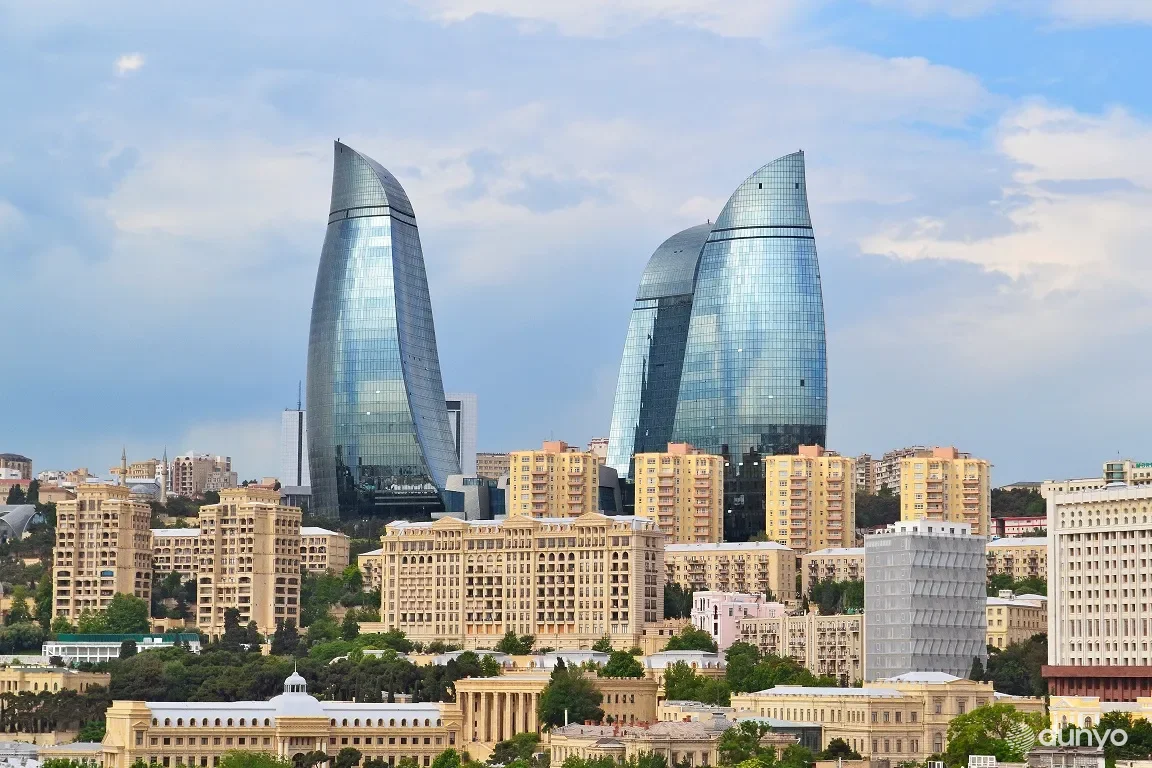 День Конституции Узбекистана отметили в Баку