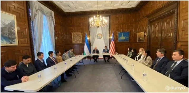 В Посольстве Узбекистана состоялась встреча с молодыми согражданами