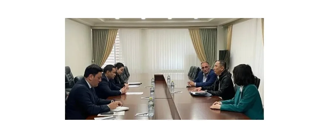 Ўзбекистон ташқи ишлар вазири ўринбосари "Kingston International College" институти раҳбарлари билан мамлакатимизда коллеж ўқув марказларини очиш масалаларини муҳокама қилди