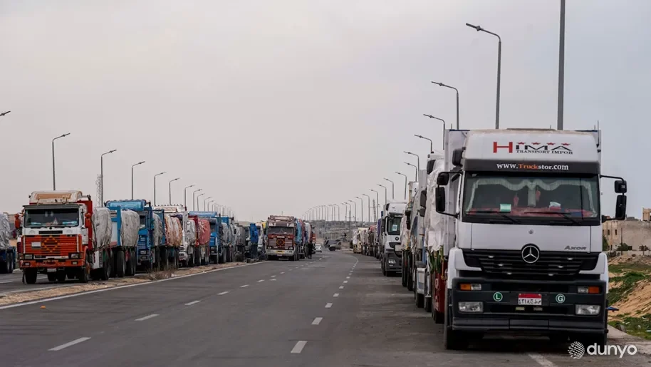 После прекращения огня между Израилем и ХАМАС в сектор Газа начала поступать гуманитарная помощь для палестинцев