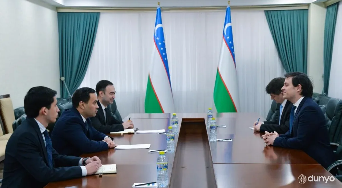 Ўзбекистон ташқи ишлар вазирининг ўринбосари ва Венгрия элчиси музокаралар чоғида ташқи меҳнат миграцияси соҳасидаги ҳамкорликни кенгайтиришга алоҳида эътибор қаратдилар