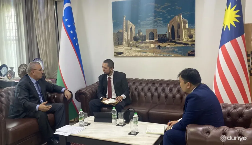 Малайзия компанияси Ўзбекистон кимё саноатида учта лойиҳага инвестиция киритишга қизиқиш билдиряпти