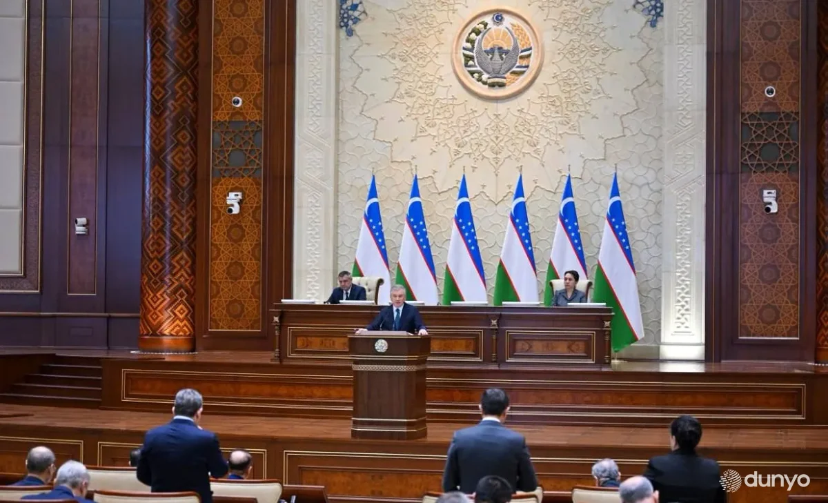 Ўзбекистон Президенти: Бутун жамоатчилик бирлашиб, коррупцияга "жамият танасидаги саратон" сифатида қараши керак