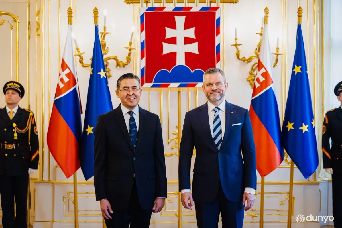 Посол Узбекистана вручил верительные грамоты Президенту Словакии