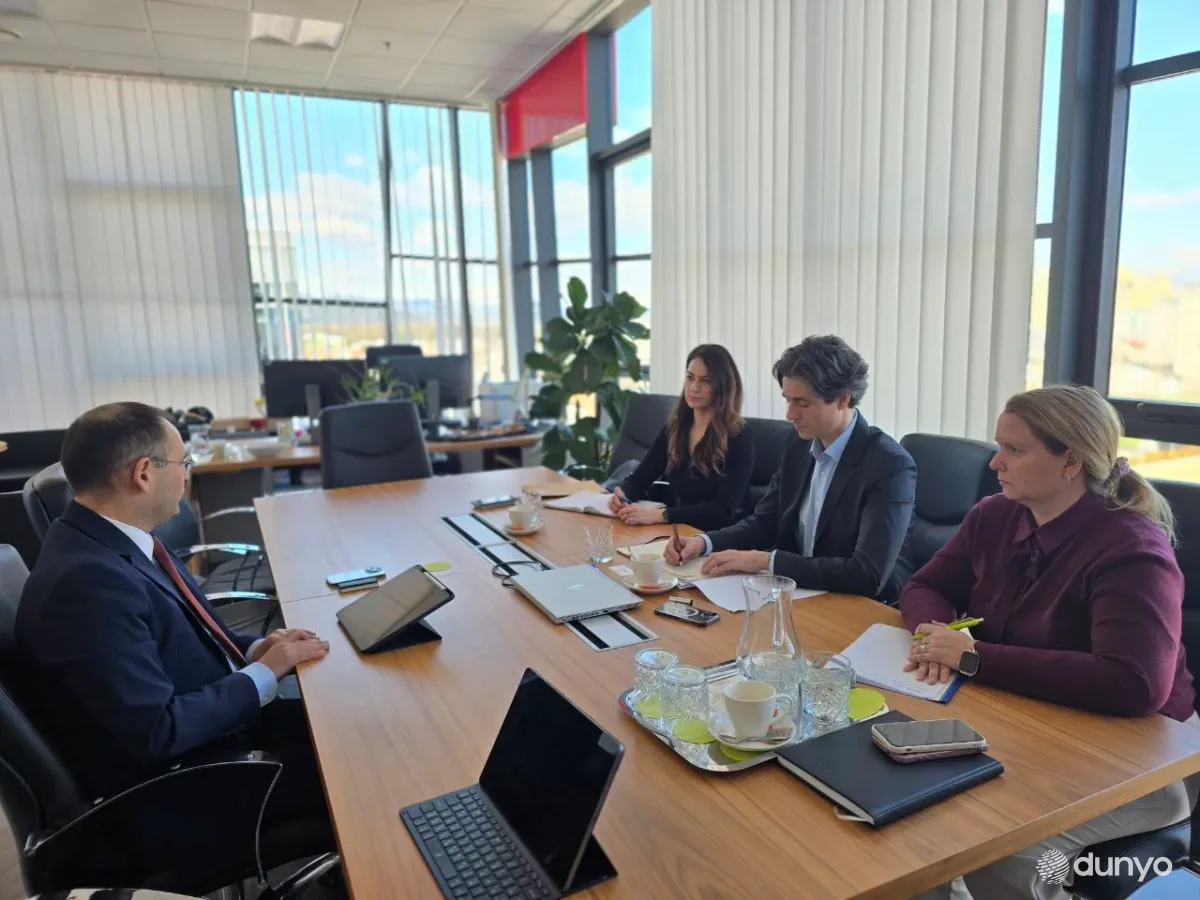 Посол Узбекистана встретился с министром труда, семьи, социальных дел и равных возможностей Словении