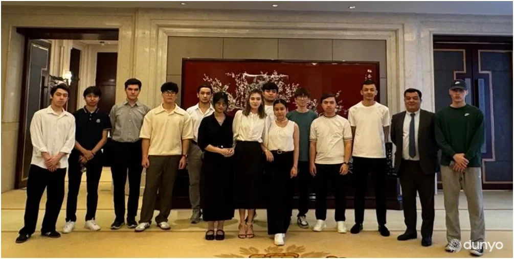 O'zbekiston diplomatlari Xitoyning Yanchjou shahrida tahsil olayotgan vatandoshlar bilan uchrashdilar