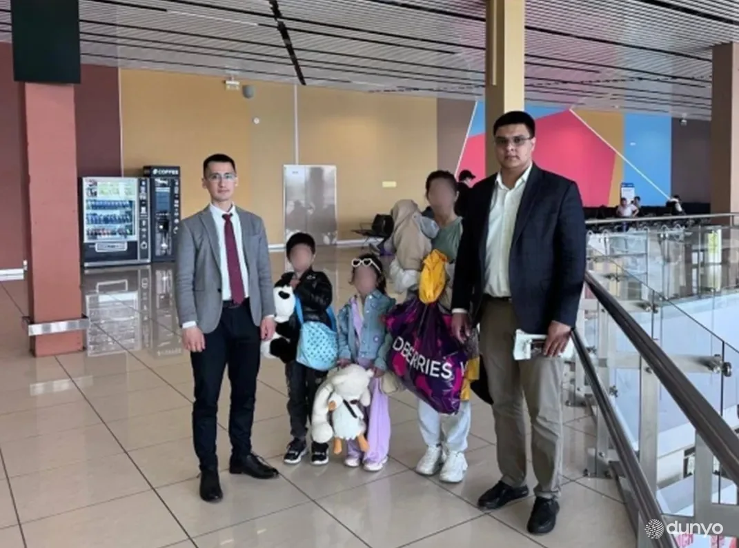 Мать и трое ее детей, ставшие жертвами домашнего насилия, вернулись из российского города Сургута в Узбекистан