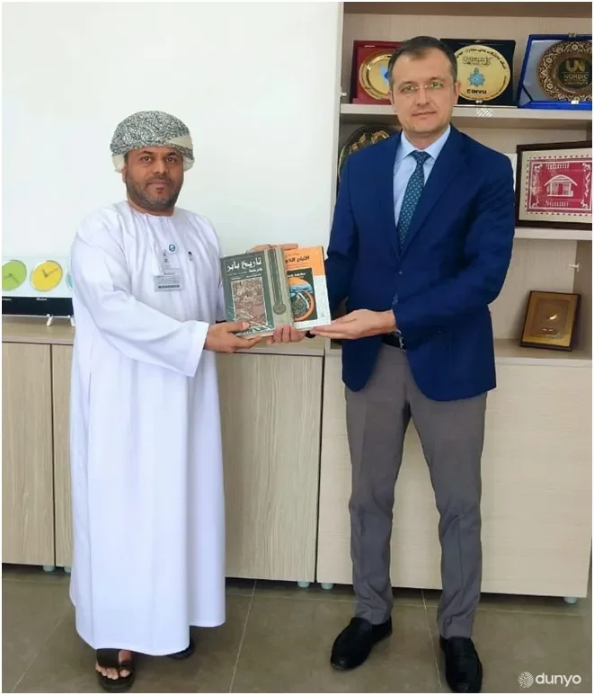 В университет Маската были переданы узбекские художественные книги, а также осуществлена презентация туристического потенциала Узбекистана