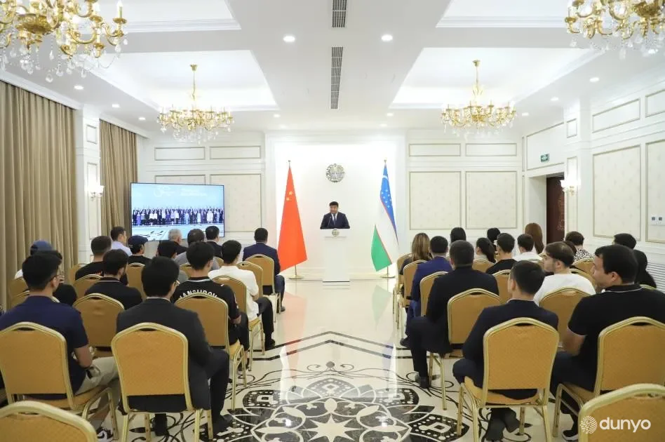 Пекин шаҳрида "Янги Ўзбекистон ёшлари бирлашайлик" шиори остида байрам тадбири бўлиб ўтди