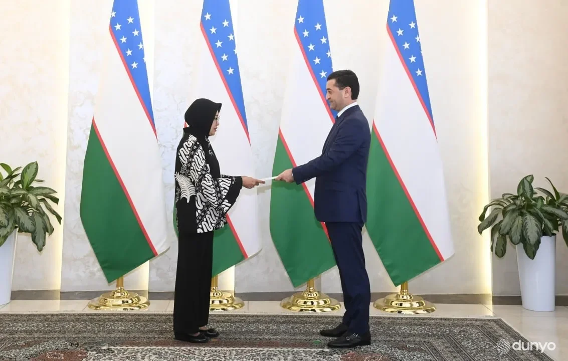 Новый посол Индонезии вручил министру иностранных дел Узбекистана копии верительных грамот