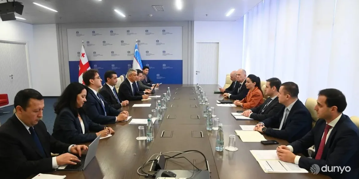 Ўзбекистон ташқи ишлар вазири Тбилисида Грузия иқтисодиёт ва барқарор ривожланиш вазири билан учрашди