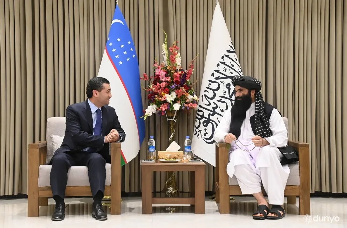 Ўзбекистон ТИВ раҳбари ва Афғонистон ички ишлар вазири вазифасини бажарувчи хавфсизлик, ҳуқуқни муҳофаза қилиш ва минтақавий барқарорликни таъминлаш соҳаларидаги ҳамкорлик масалаларини муҳокама қилдилар