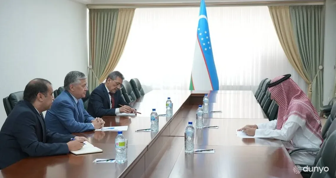 Первый заместитель министра иностранных дел Узбекистана встретился с послом Саудовской Аравии