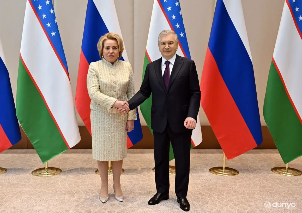 Ўзбекистон Президенти Россия Федерал Мажлиси Федерация Кенгаши Раиси билан телефон орқали мулоқот чоғида икки томонлама парламентлараро ҳамкорлик самарали бўлаётганини қайд этди