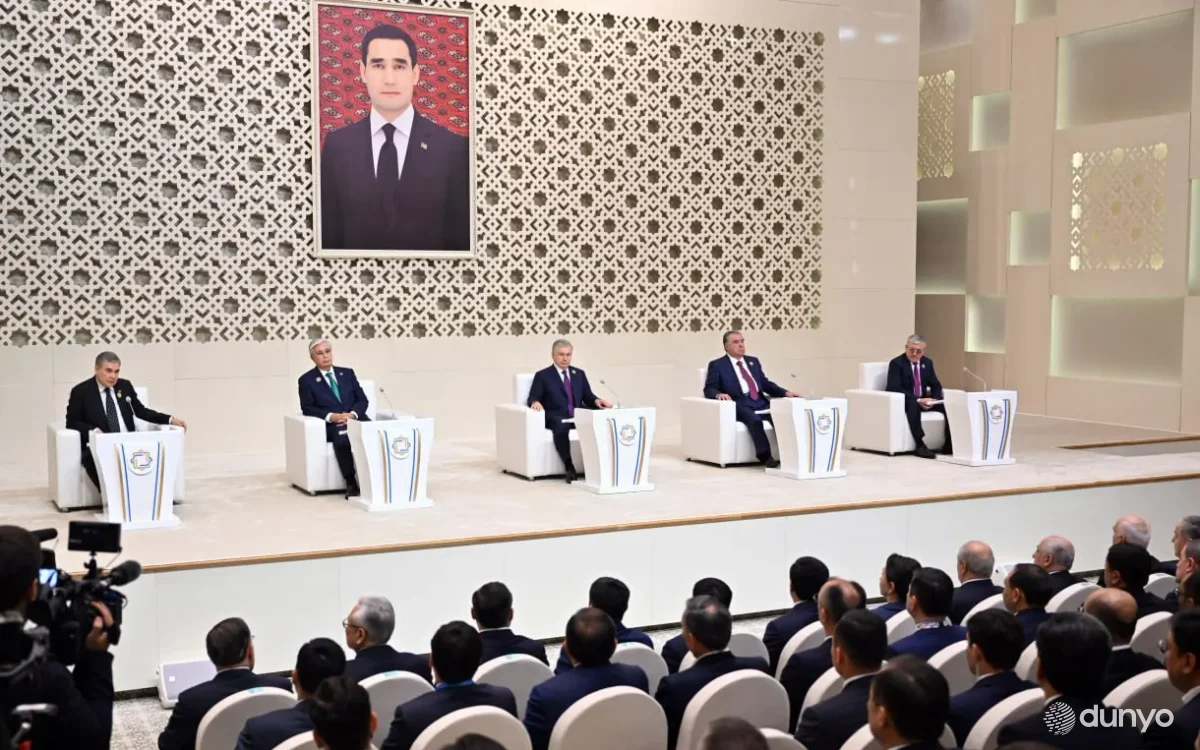 Президент Узбекистана принял участие в специальном мероприятии в рамках подготовки к седьмой Консультативной встрече глав государств региона