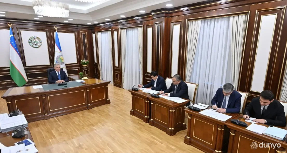 O'zbekiston Prezidenti Navoiy viloyatidagi ulkan imkoniyatlarni ko'rsatib o'tdi